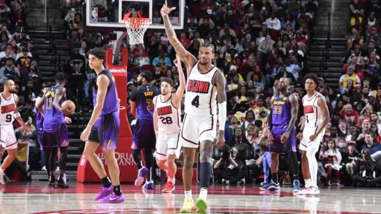 Jalen Green Comemorando mais uma cesta convertida (Foto: NBA.com)