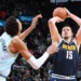 Jokic estraga aniversário de Wembanyama com atuação monstruosa e Nuggets vencem Spurs na prorrogação
